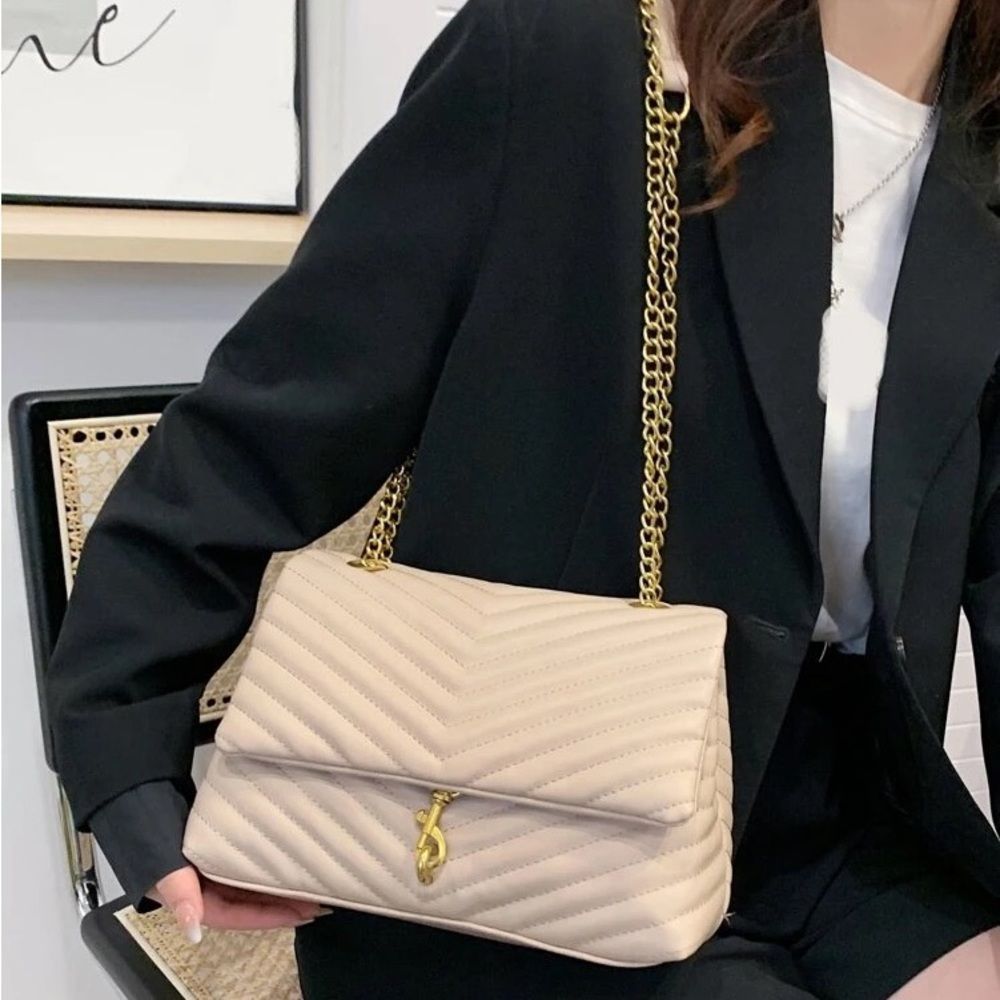 LAUREN Handbag - Picture 7 of 8